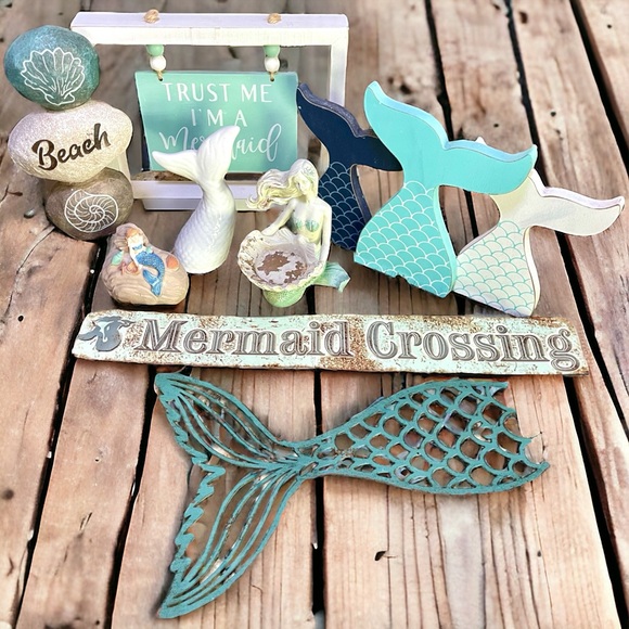 Mermaid Posts Bath | 8pc Bathroom Mermaid Crossing Decorations | Poshmark